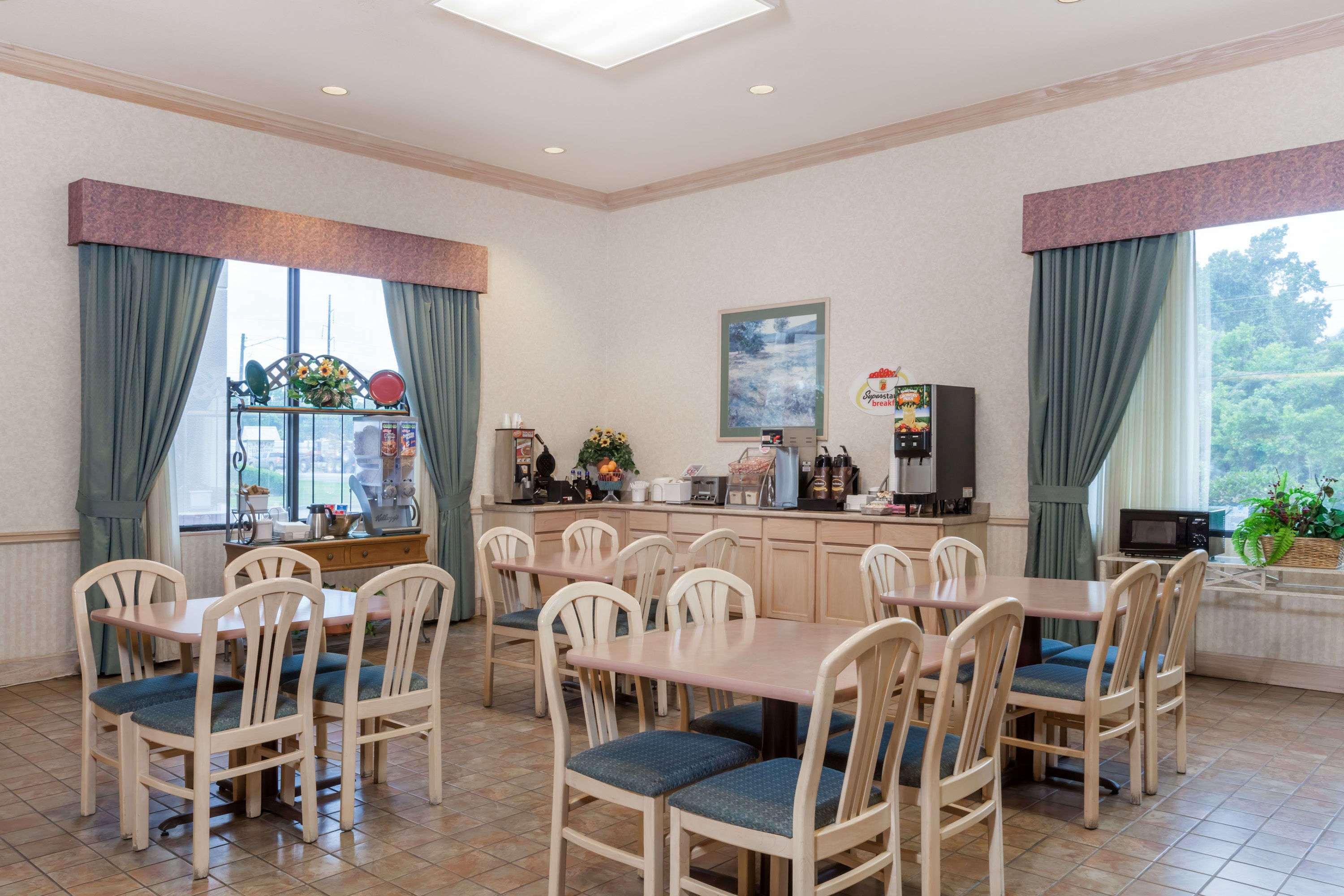 Super 8 By Wyndham Tx