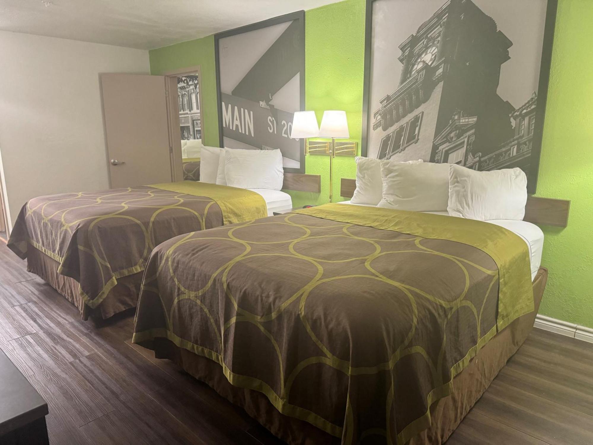 Super 8 By Wyndham Tx Hotel Jasper