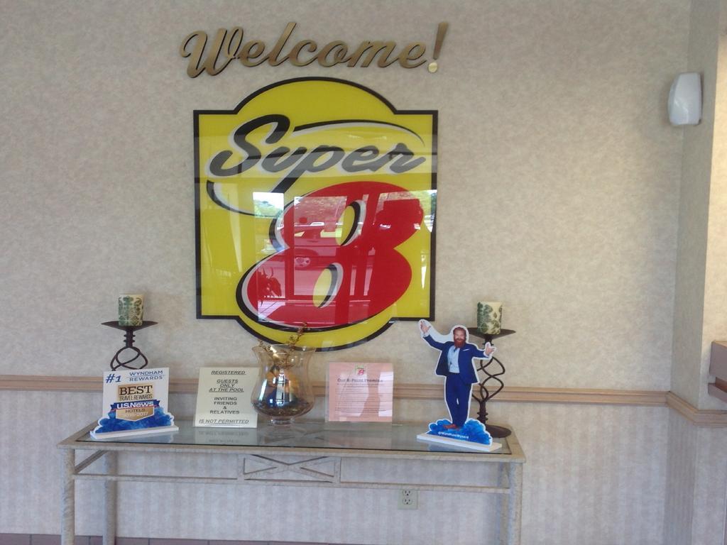Super 8 By Wyndham Tx