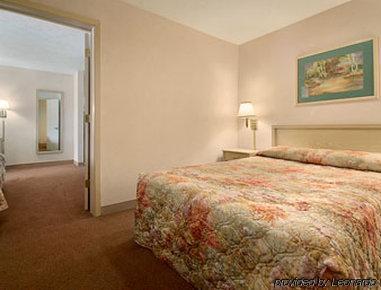Super 8 By Wyndham Tx Hotel 2*